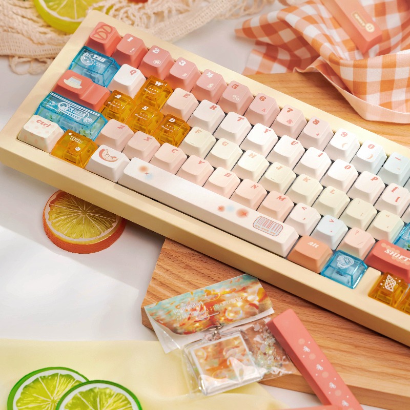 Set di copritasti a tema Orang - Pc Gaming Orange recensione e prezzo